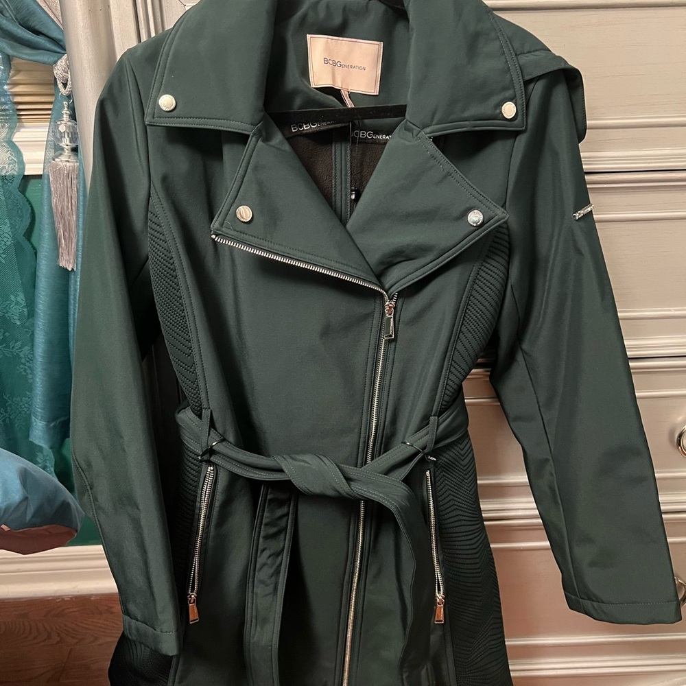 BCBG trench coat green